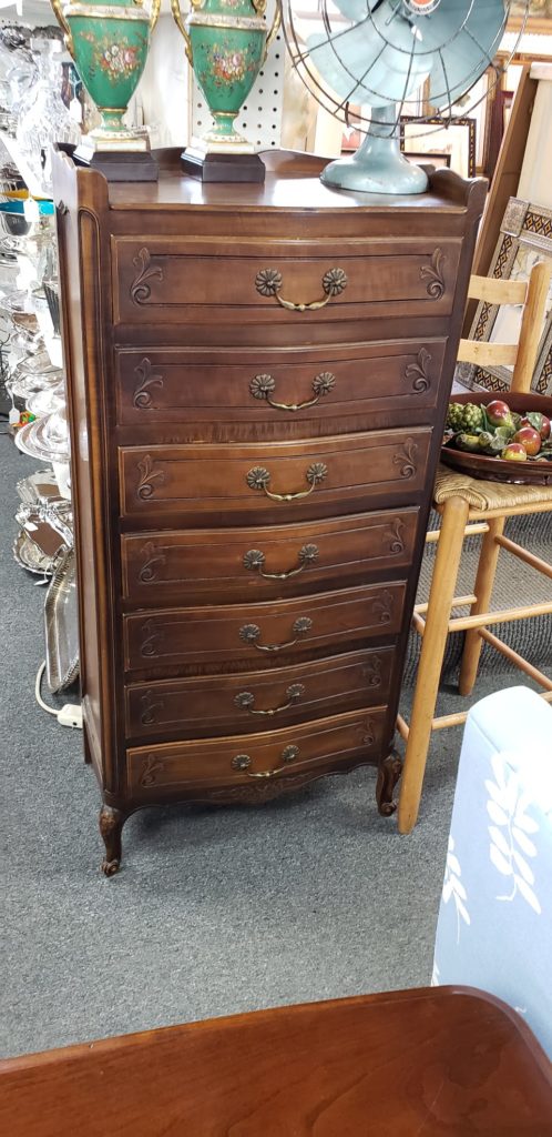 New Arrivals – Silver Lining Consignments